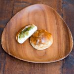 ほっこり炊いたうぐいす豆が詰められたうぐいす豆パン。