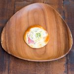 ベーコンにオニオンマヨネーズをたっぷり、マヨラーなら一度お試しを！