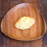 二種類のチーズを練りこみました。チーズ好きには外せない。