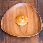 全粒粉20%使用。マカデミアンナッツが入ってより一層リッチ感を味わって。